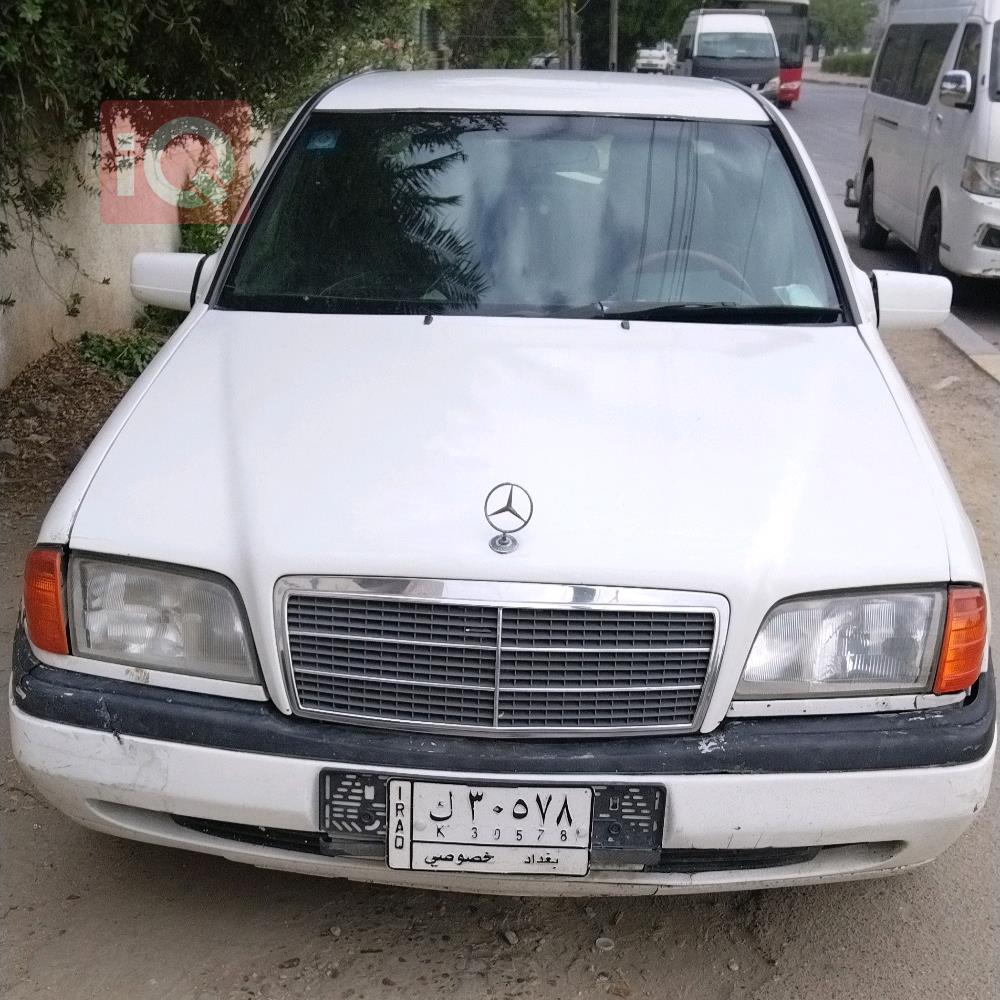 مرسيدس بنز سي كلاس